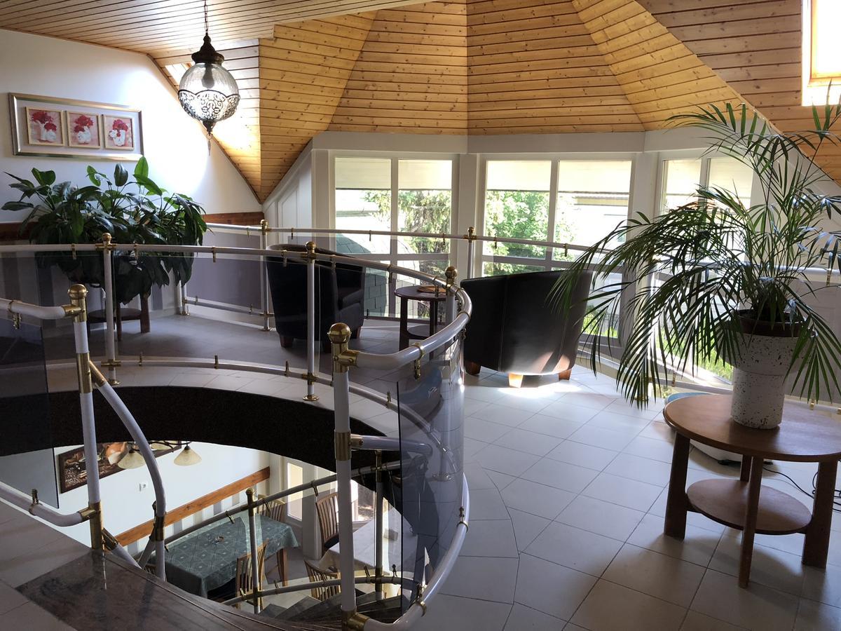 Zoeldteto Panzio Bed & Breakfast Balatonfured Ngoại thất bức ảnh