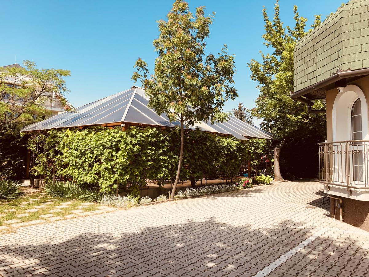 Zoeldteto Panzio Bed & Breakfast Balatonfured Ngoại thất bức ảnh