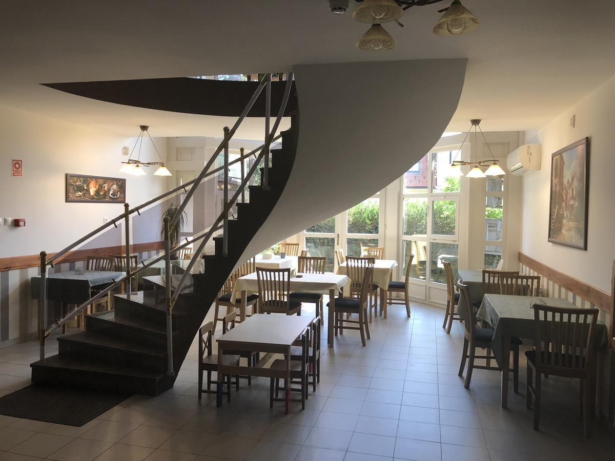Zoeldteto Panzio Bed & Breakfast Balatonfured Ngoại thất bức ảnh